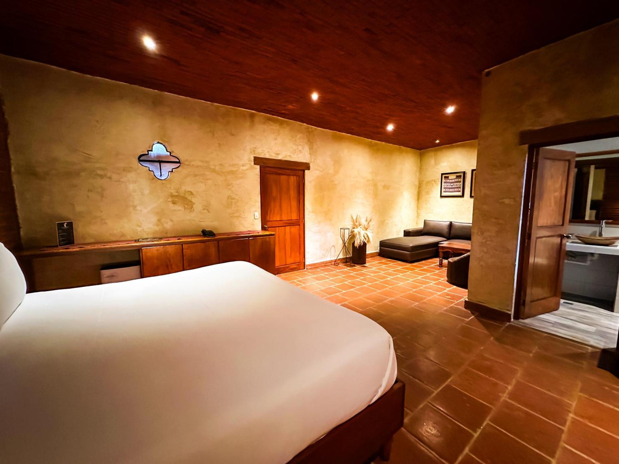 Santa Lucía Milpas Altas Le Suisse Spa מראה חיצוני תמונה